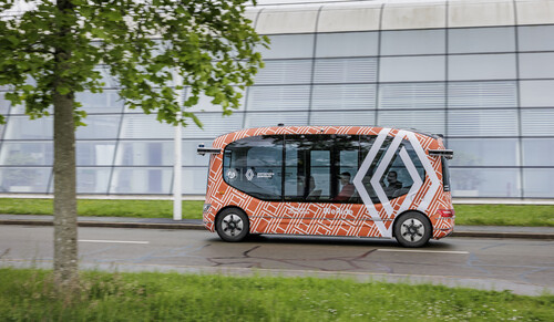 Autonomous shuttle from We Ride and Renault for the Roland-Garros tennis tournament.