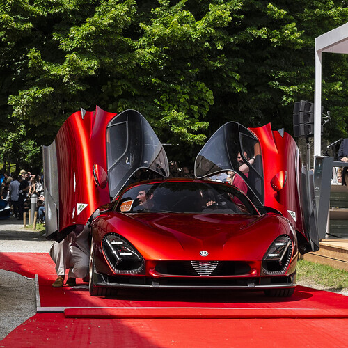 Received the &quot;Design Award for Concept Cars &amp; Prototypes&quot; at the Concorso d&#039;Eleganza Villa d&#039;Este 2024: Alfa Romeo 33 Stradale.