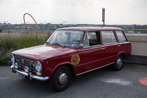 Vehicle parade to mark the 125th anniversary of Fiat.