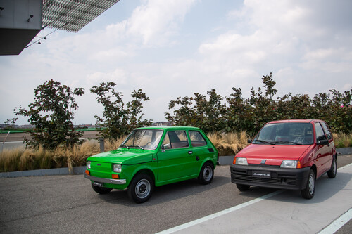 Vehicle parade to mark the 125th anniversary of Fiat.