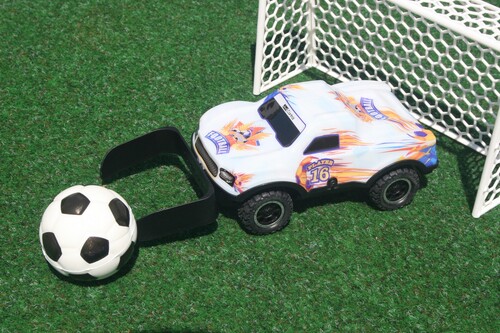 RC car &quot;Football League&quot; from Revell.