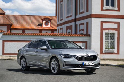 Skoda Superb Sedan.