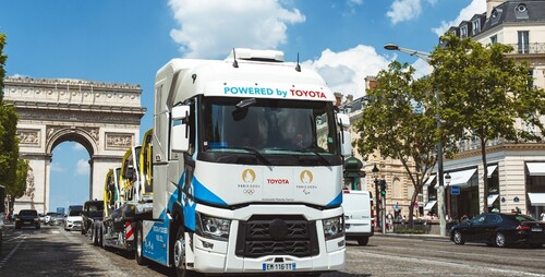 Toyota is the mobility partner of the Olympic and Paralympic Games in Paris: a van with Accessible People Mover (APM).